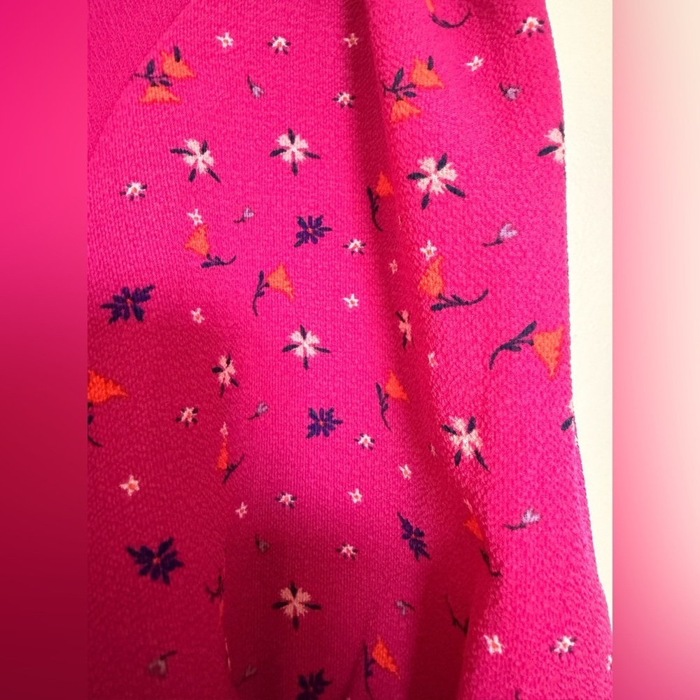 CeCe Women's Pink Top with Patterned Sleeves size Large - Picture 6 of 7
